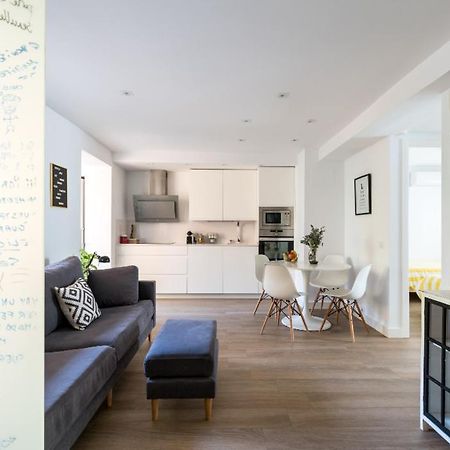 Apartamento Moderno En Triana 2 Dormitorios Y Aire Acondicionado إشبيلية المظهر الخارجي الصورة