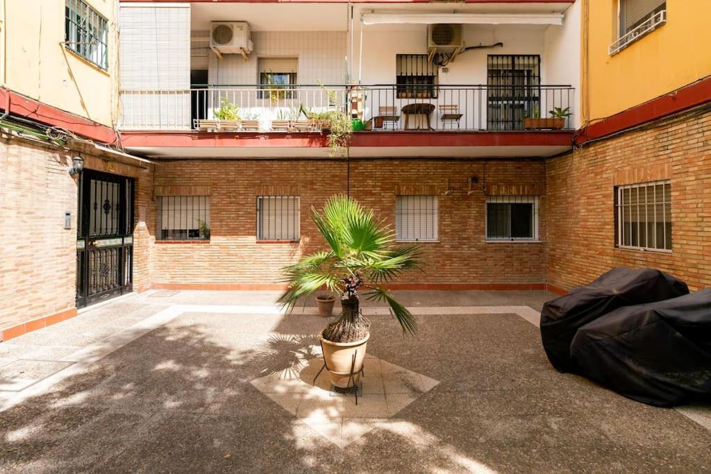 Apartamento Moderno En Triana 2 Dormitorios Y Aire Acondicionado إشبيلية المظهر الخارجي الصورة
