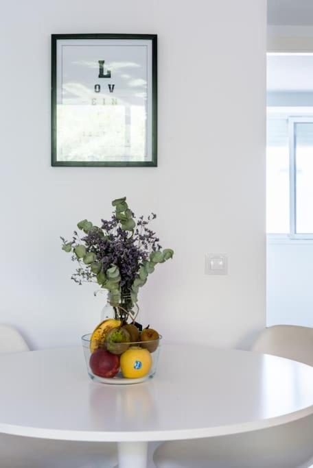 Apartamento Moderno En Triana 2 Dormitorios Y Aire Acondicionado إشبيلية المظهر الخارجي الصورة