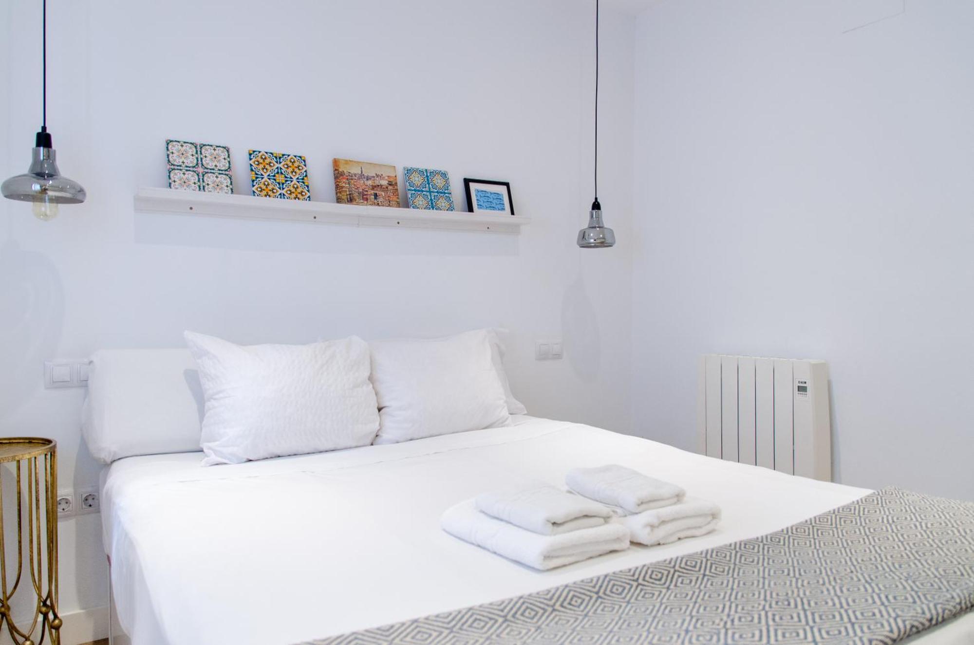 Apartamento Moderno En Triana 2 Dormitorios Y Aire Acondicionado إشبيلية المظهر الخارجي الصورة